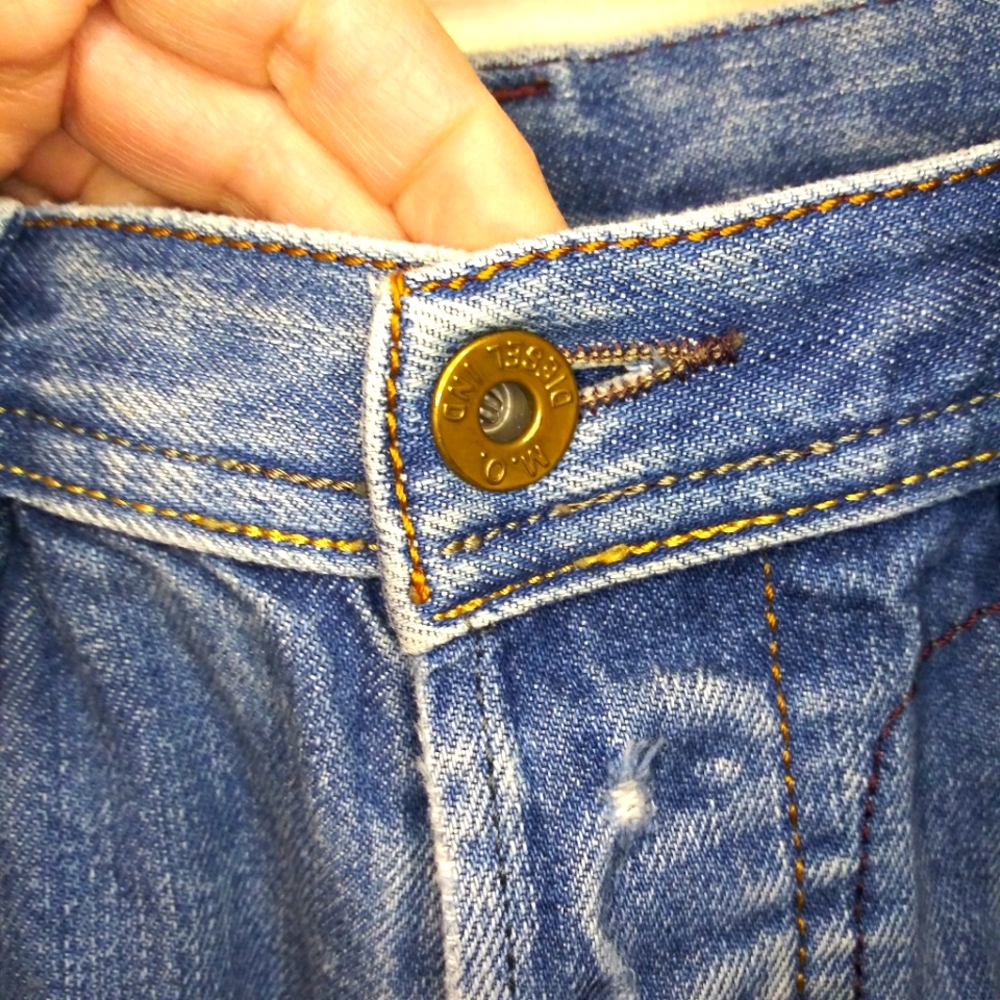 Vintage Diesel Tyel Distressed Button-Fly Bootcut Jeans Made In Italy - Picture 4 of 14